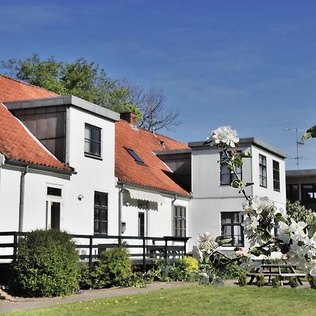 Provstegarden Bed & Breakfast Hovedgård Εξωτερικό φωτογραφία