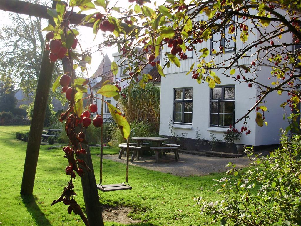 Provstegarden Bed & Breakfast Hovedgård Εξωτερικό φωτογραφία